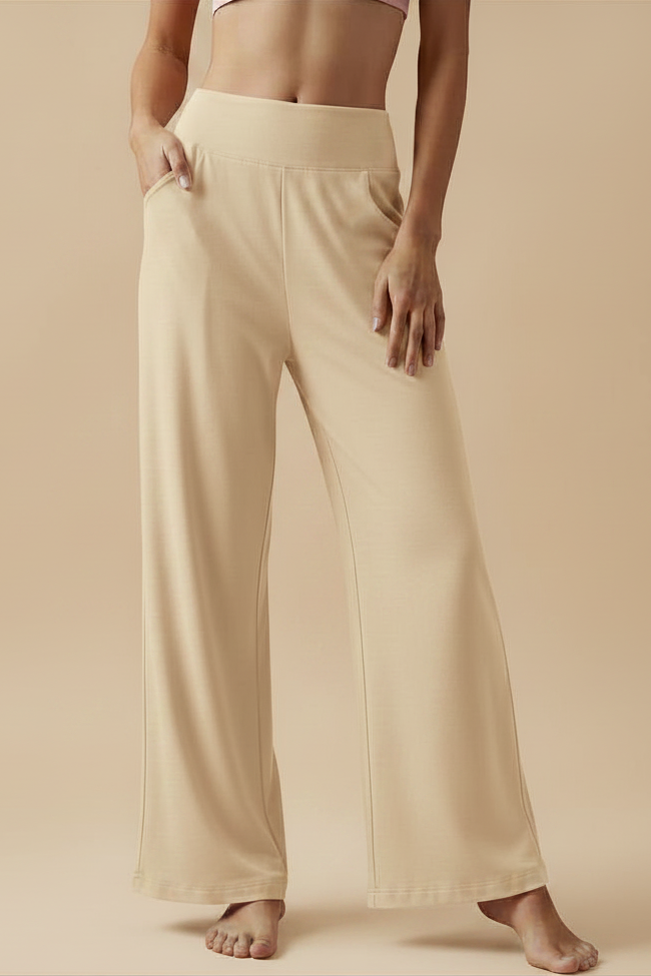 Comfortabele broek met hoge taille en wijde pijpen