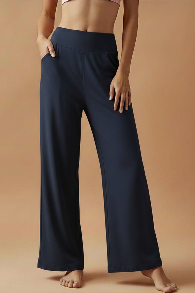 Comfortabele broek met hoge taille en wijde pijpen