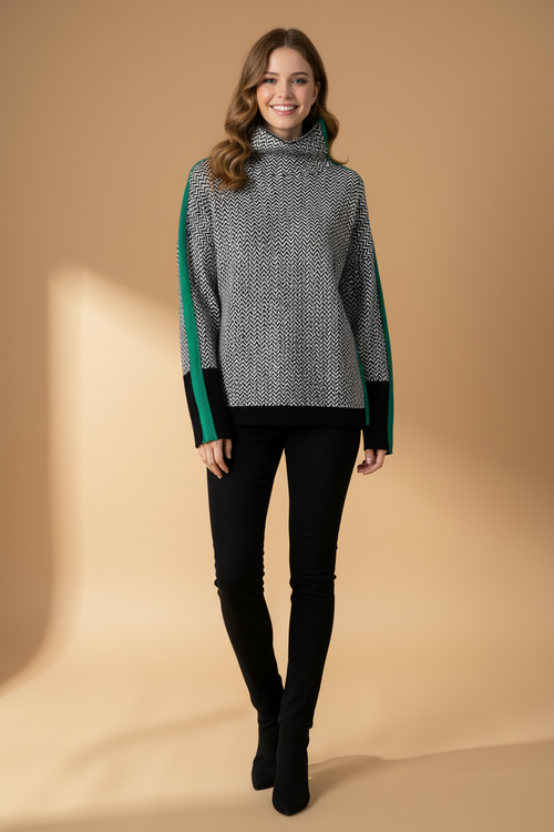 Creatieve, veelkleurige coltrui met elementen in andere kleuren