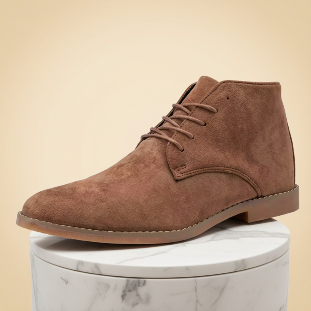Desert boots in vegan suède-look met vetersluiting