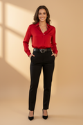 Klassieke blouse in minimalistische stijl