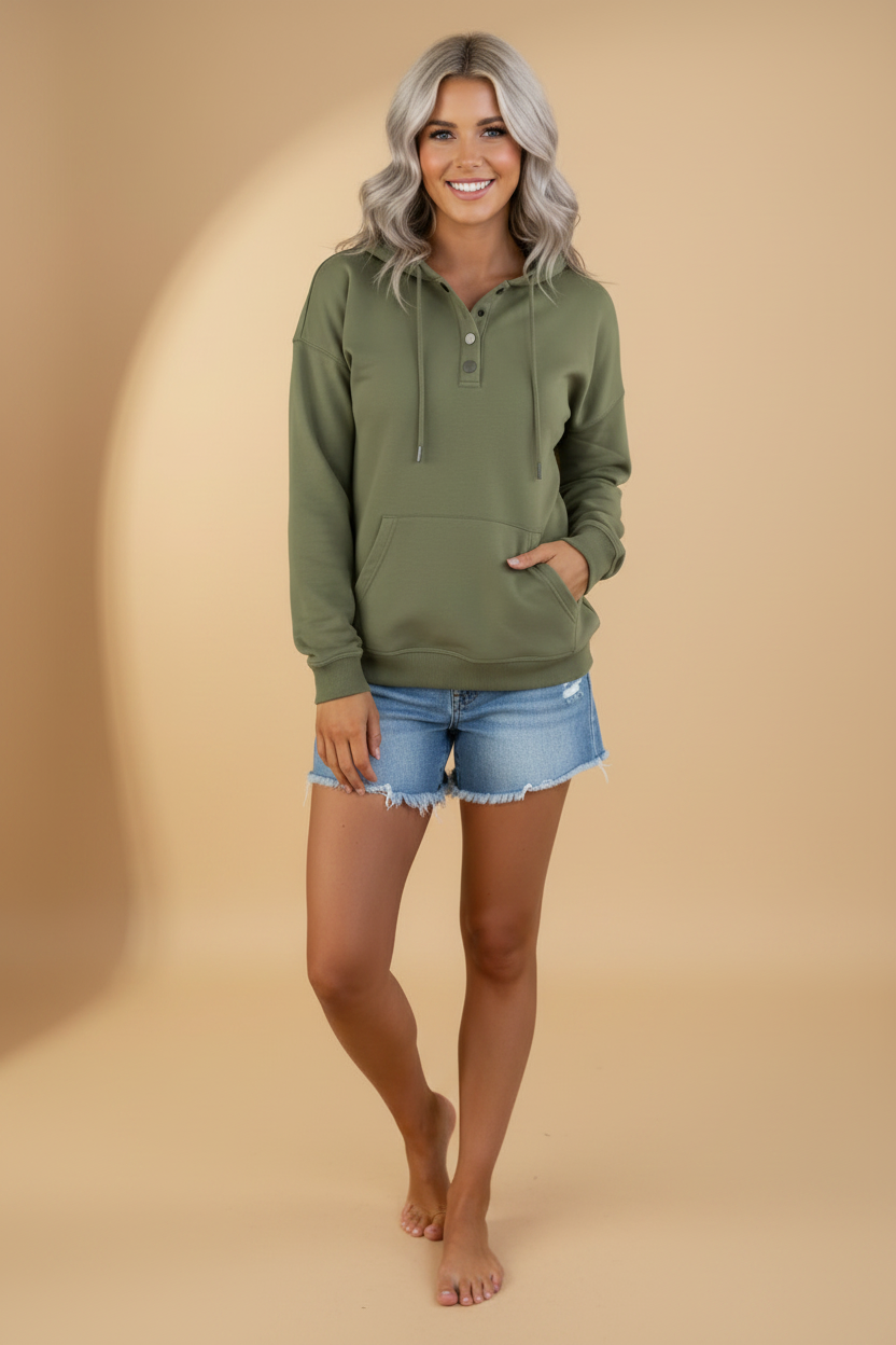 Gezellige hoodie met kangoeroezak en een rij knopen tot aan de borst